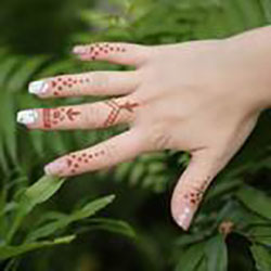 Variedad de lindas plantillas de henna para anillos: 