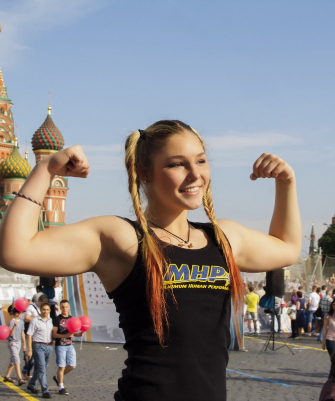 Maryana Naumova La mujer y atleta más fuerte del mundo: edificio del cuerpo femenino,  natalia kuznetsova  