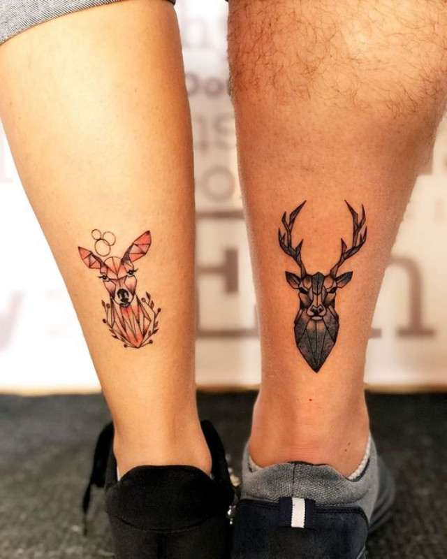 Tatuaje inspirado en la vida silvestre para parejas: 