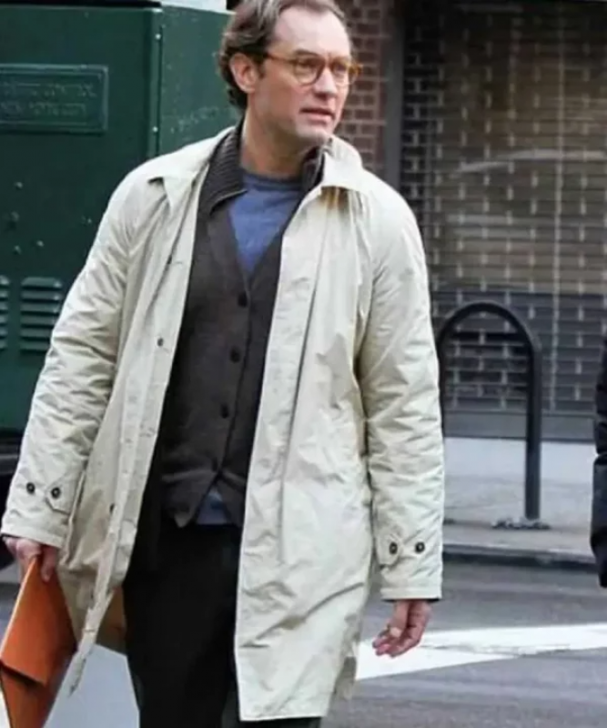 Un día lluvioso en Nueva York Jude Law White Coat: 