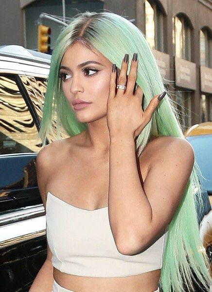 Kylie Jenner Navidad menta verde ombre peluca...: 