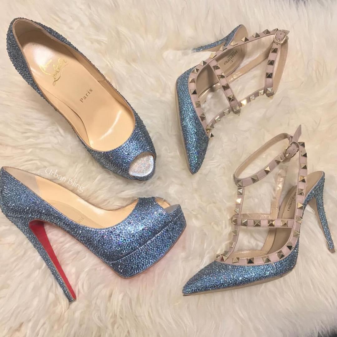 Ideas para tacones altos: AZUL HELADO
Vía @urbanbling ____________________________________________________...: 