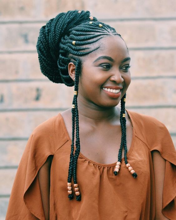 Trenza africana de moda 2019: Cabello con textura afro,  Pelo largo,  Peinados Trenzados  