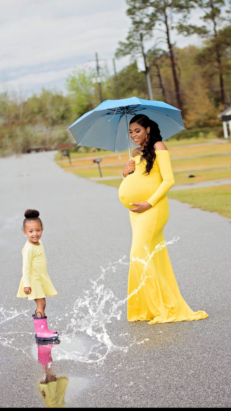Vestido premamá amarillo de manga larga con hombros descubiertos: ropa de maternidad,  Traje De Fiesta De Bebé,  fiesta de bebe  
