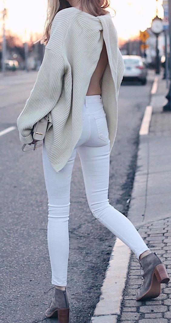 Ideas de atuendos pegadizos para usar durante el invierno: Traje de invierno informal,  Pantalones ajustados  