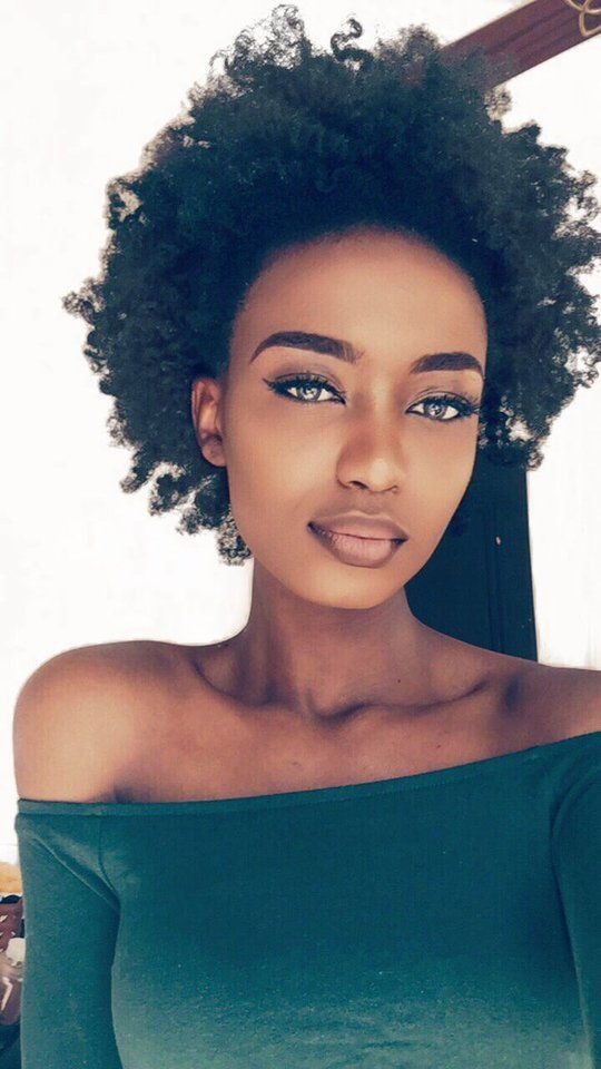 Maquillaje para cabello afro: Cabello con textura afro,  Pelo largo,  Ideas para teñir el cabello,  rizo jheri,  peinados africanos,  Cuidado del cabello  