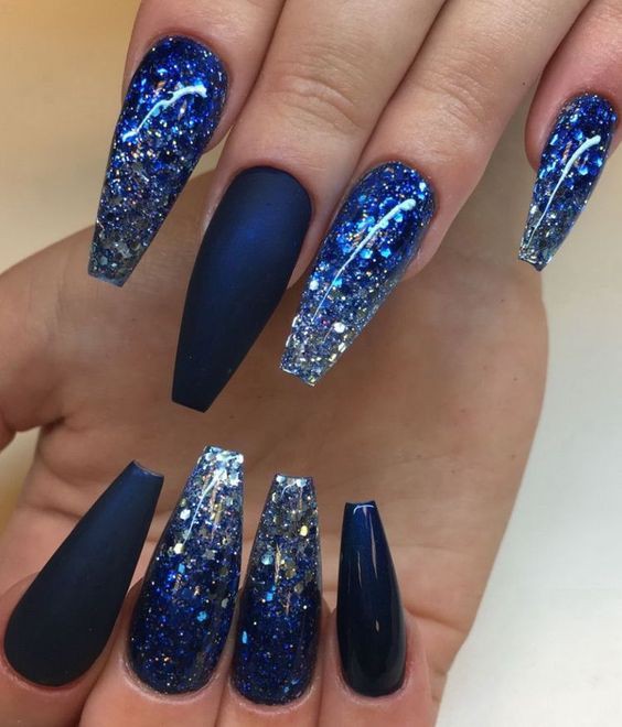 Inspo de uñas azules