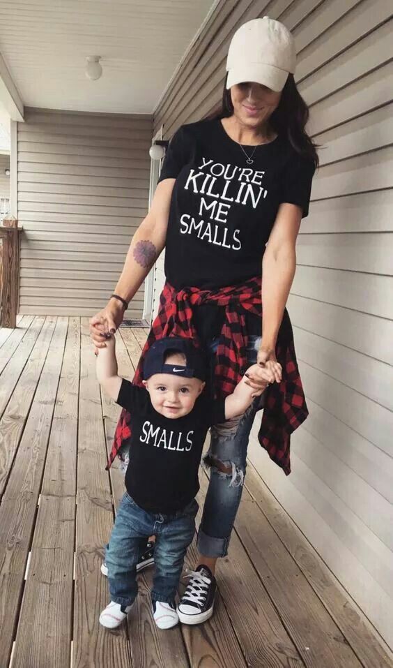 Me estás matando camiseta pequeña mamá: ropa infantil,  Mamá e hijo  