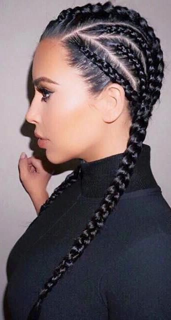 Peinados con trenzas kim kardashian, Kim Kardashian: kim kardashian,  Kanye West,  Pelo largo,  Ideas de peinado,  trenzas de caja,  Peinados Trenzados,  Estilos de trenza  