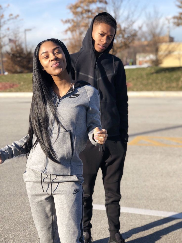Atuendo de pareja a juego Nike Swag: Personas de raza negra,  Conjuntos de Nike a juego  