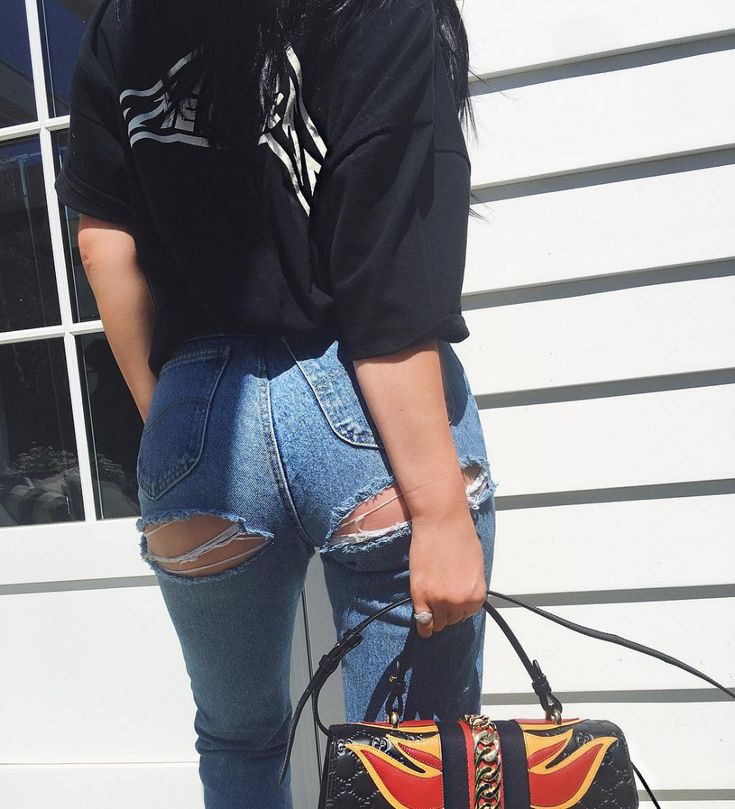 Ideas de jeans rasgados para niñas: Kylie Jenner,  Nova de la moda  