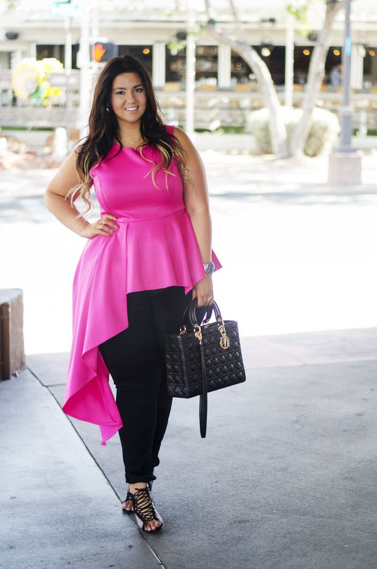 Vestido casual negro y rosa para tallas grandes: Modelo de talla grande,  Ideas de trajes rosas  