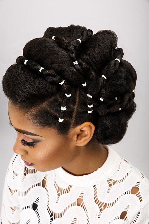Peinados de novia para cabello natural.: Cabello con textura afro,  peinados de boda africanos  