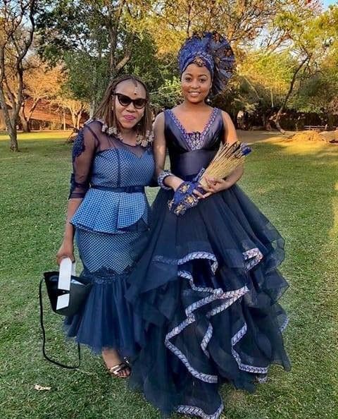 Novia Sotho vestidos de novia tradicionales 2019: Vestido de novia,  vestidos africanos,  Vestidos Shweshwe,  Sudáfrica  