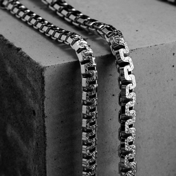 Collar de cadena con pavé de caja griega de plata de ley de 4,6 mm £ 118,00