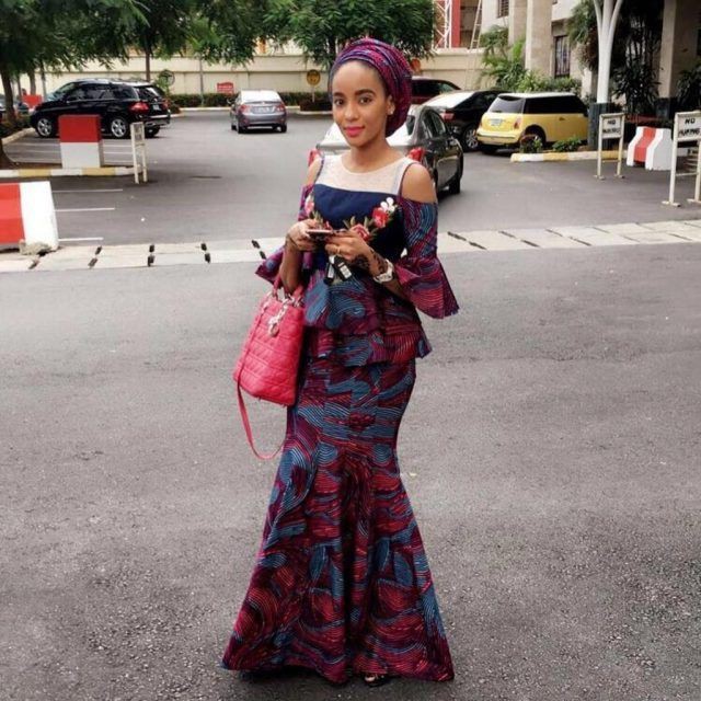 Ideas vibrantes de estilo Hausa Ankara: vestidos africanos,  camarones asos,  Vestidos Ankara,  pueblo hausa  