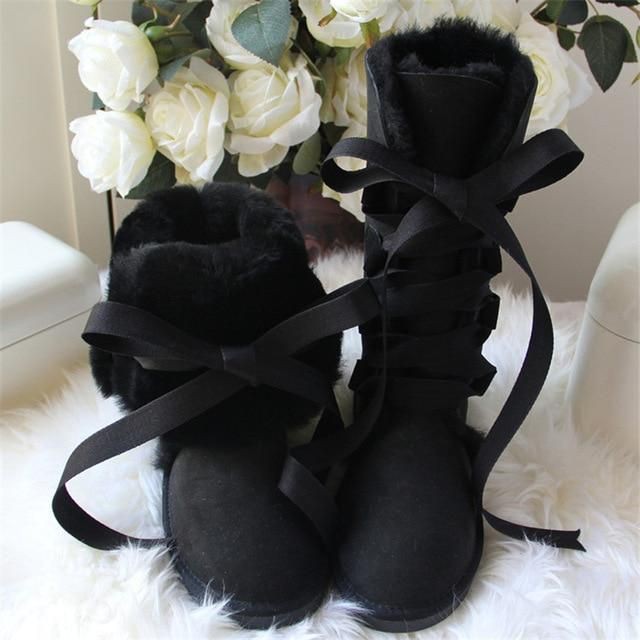 Bota de nieve, Zapato de tacón: Zapato de tacón alto,  Zapato sin cordones,  Tacón de aguja,  botas de piel adidas,  Bota de nieve  