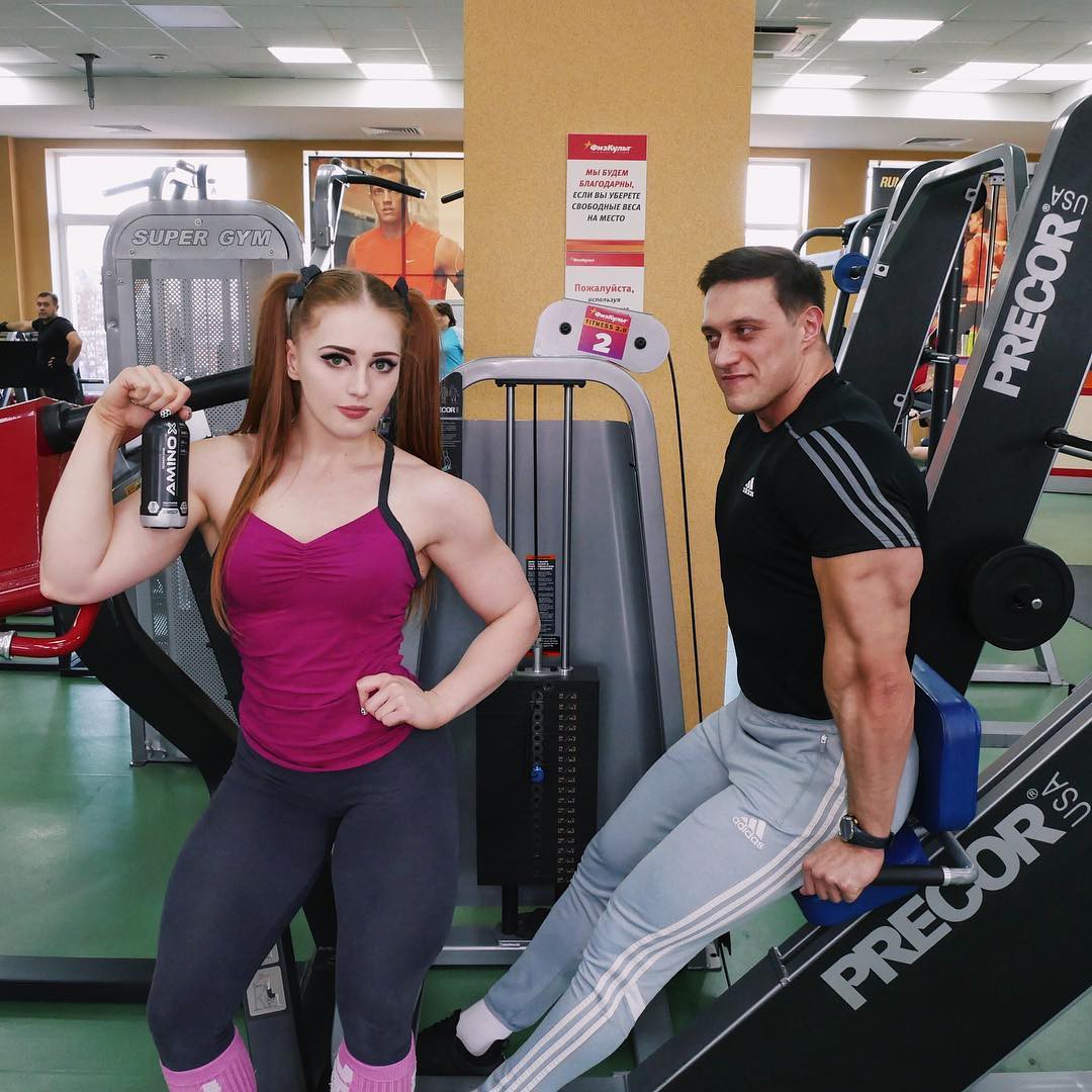 Culturista Julia Vins, Julia Vins, Arnold Schwarzenegger: modelo de fitness,  Entrenamiento con pesas,  Arnold Schwarzenegger,  edificio del cuerpo femenino,  Julia Vins  