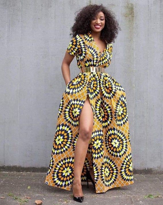 Vestidos de verano africanos 2018 diseños, Aso ebi: vestidos de coctel,  vestidos africanos,  camarones asos,  vestido largo,  Atuendos De Lobola  
