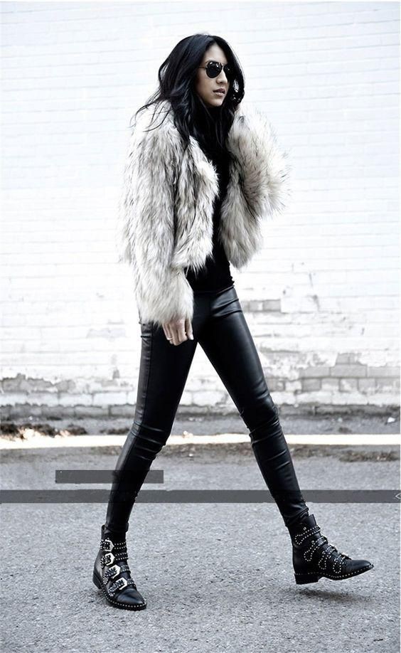 ¿Revisaste estas botas con adornos de Givenchy, bota de motocicleta?: Atuendos Con Botas,  sam edelman,  Traje de abrigo de piel,  Bota de moto  