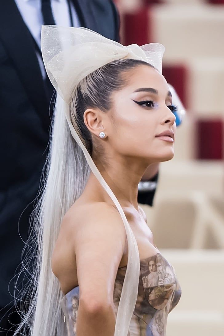Fotos calientes de Ariana Grande: fotos de celebridades,  Hollywood 2020,  fotos de portada de celebridades,  Instagram de celebridades  
