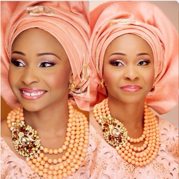 Sombrero fila moderno y elegante yoruba, sombrero Aso Oke: Maquilladora,  vestidos nigerianos  