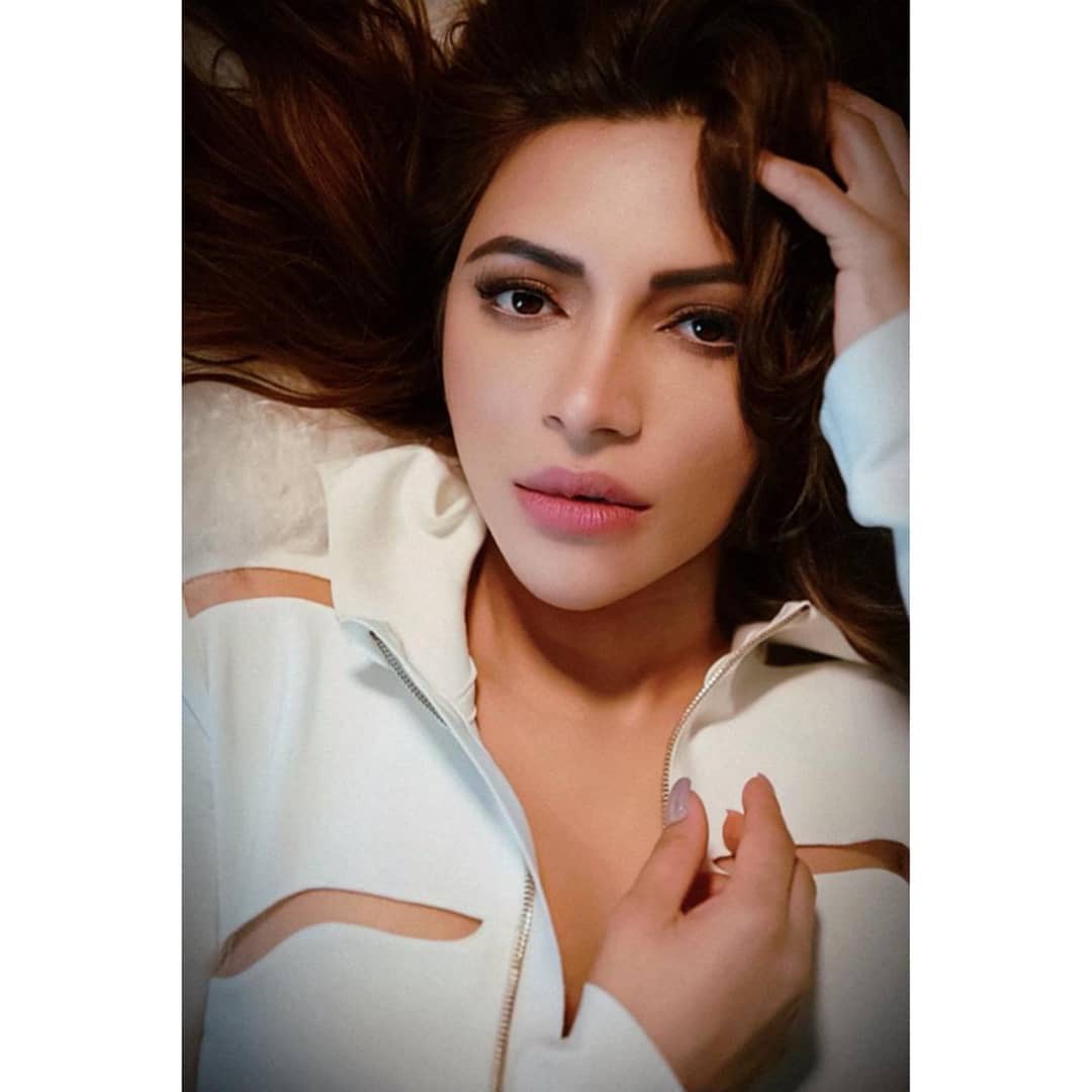 Fotos calientes de Shama Sikander, Shah Rukh Khan: Sesión de fotos,  Modelos calientes de Instagram,  Shama Sikander,  Mahesh Babu,  Ninguno de ustedes puede igualar  