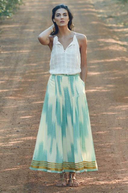 Modelo de moda actualizada, Ava Lace Dress: vestidos de coctel,  Falda larga,  Ideas de ropa,  Trajes De Falda,  Falda a rayas  