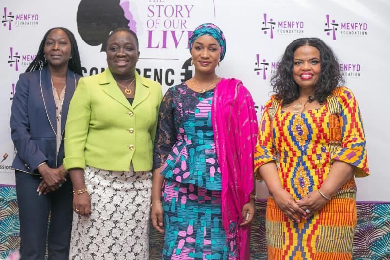 Así luce la asombrosa moda de Samira Bawumia, vicepresidenta de Ghana: Fotografía de moda,  Estilos Kaba,  samira bawumia,  Vicepresidente,  Mahamudu Bawumia  