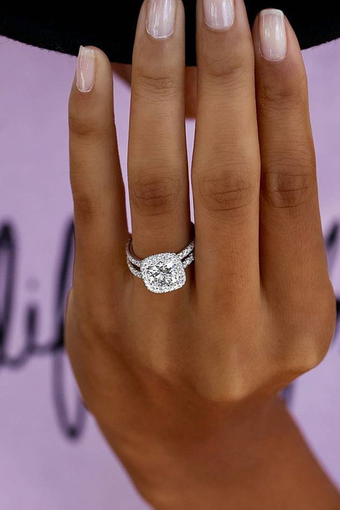 10 anillos de compromiso más populares 2019, anillo de bodas: Anillo de bodas,  Anillo de compromiso,  Oro blanco  