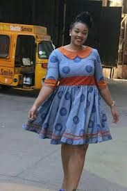 Diseños de vestidos africanos finos y perfectos, estampados de cera africana.: Fotografía de moda,  vestidos africanos,  Ideas de ropa,  Corbata de moño,  vestido largo,  Atuendos De Seshoeshoe  