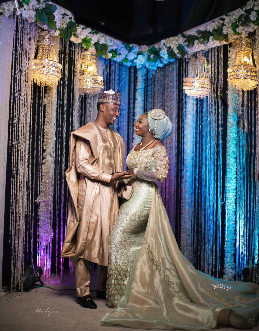 Vestidos nigerianos para novias nigerianas, Recepción de bodas y Boda blanca: Vestido de novia,  Ideas de peinado,  vestido de novia blanco,  Recepción de la boda,  vestidos nigerianos  