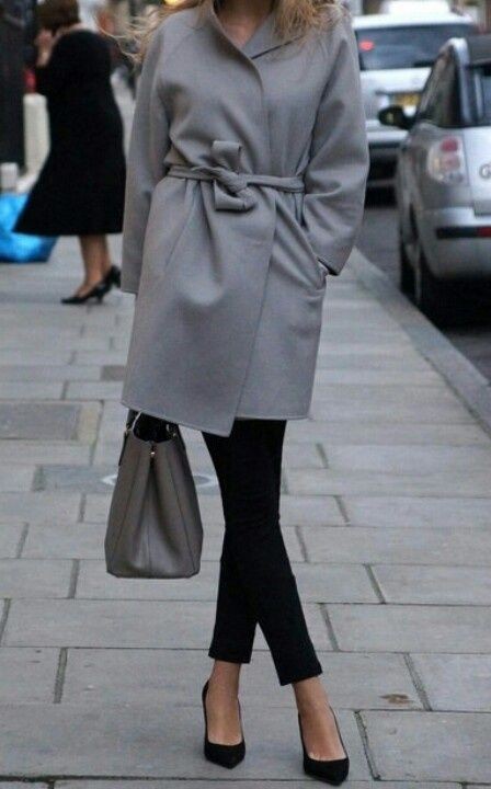 Me encantan estos geniales abrigos cruzados grises, Ropa casual: gabardina,  trajes de invierno,  Atuendos Informales  