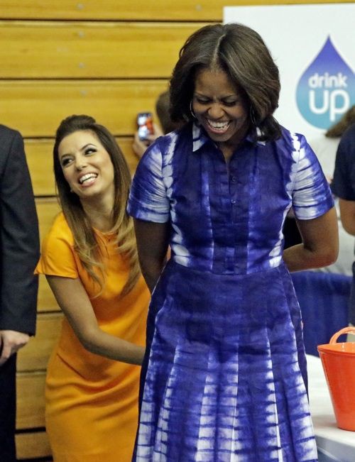 Michelle obama con adire, vestido africano: vestidos africanos,  paño kente,  Vestidos cortos  