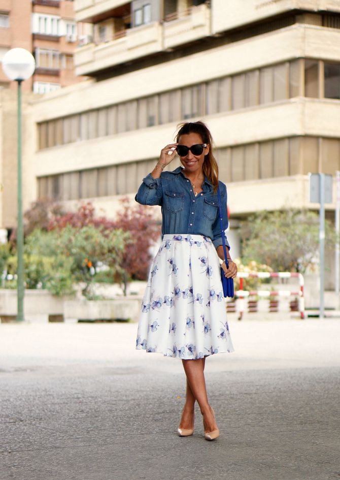 Outfit With Midi Skirt, Con dos tacones, Con la Primavera: Zapato de tacón alto,  Traje De Falda Midi,  falda midi  