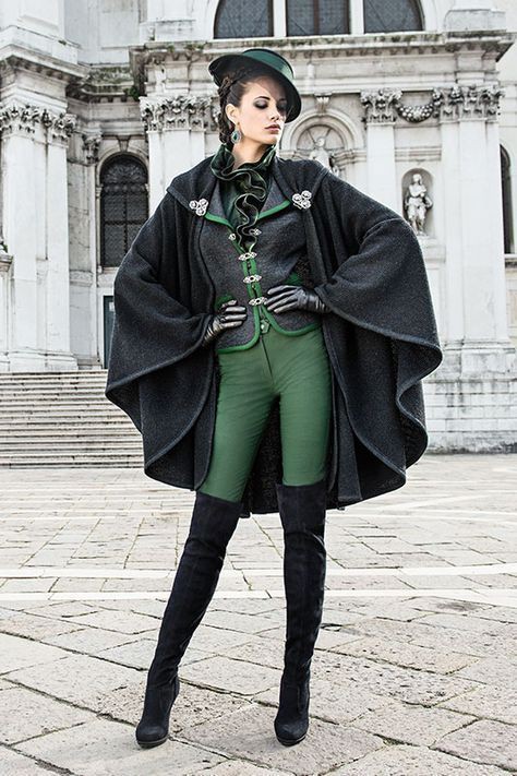 Consejos para la chica guay de Slytherin, moda Steampunk: Alfiler de solapa,  moda steampunk,  Moda con clase,  Accesorio de moda,  Trajes De Pantalón Verde  