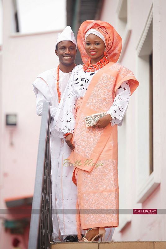 Novio novia traje de boda tradicional yoruba: vestidos nigerianos  