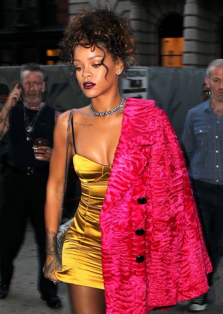 Grandes cosas rihanna 11 de septiembre, Jay Z: Jay Z,  Nueva York,  Trajes de malo,  Fotos calientes de Rihanna  
