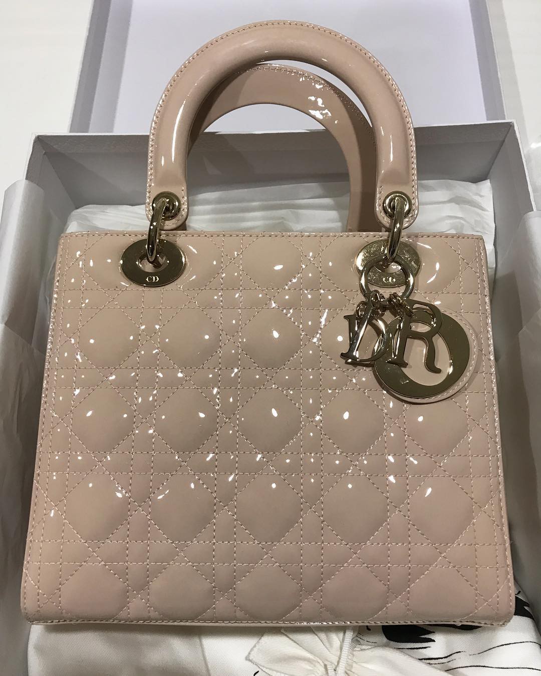 Ideas para tacones altos: #LadyDior
_____________________________________________________________

#cambiar...: 