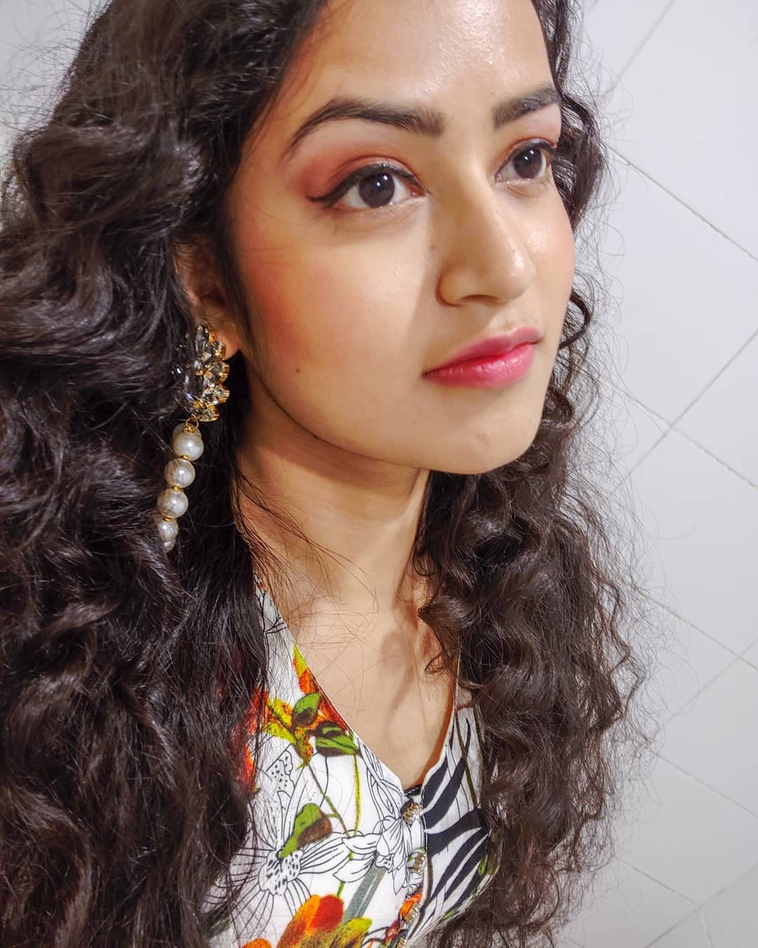 Farhina Parvez Jarimari Instagram, Hair coloring y Long hair: Pelo largo,  Ideas para teñir el cabello,  Sesión de fotos,  Farhina Parvez Jarimari  