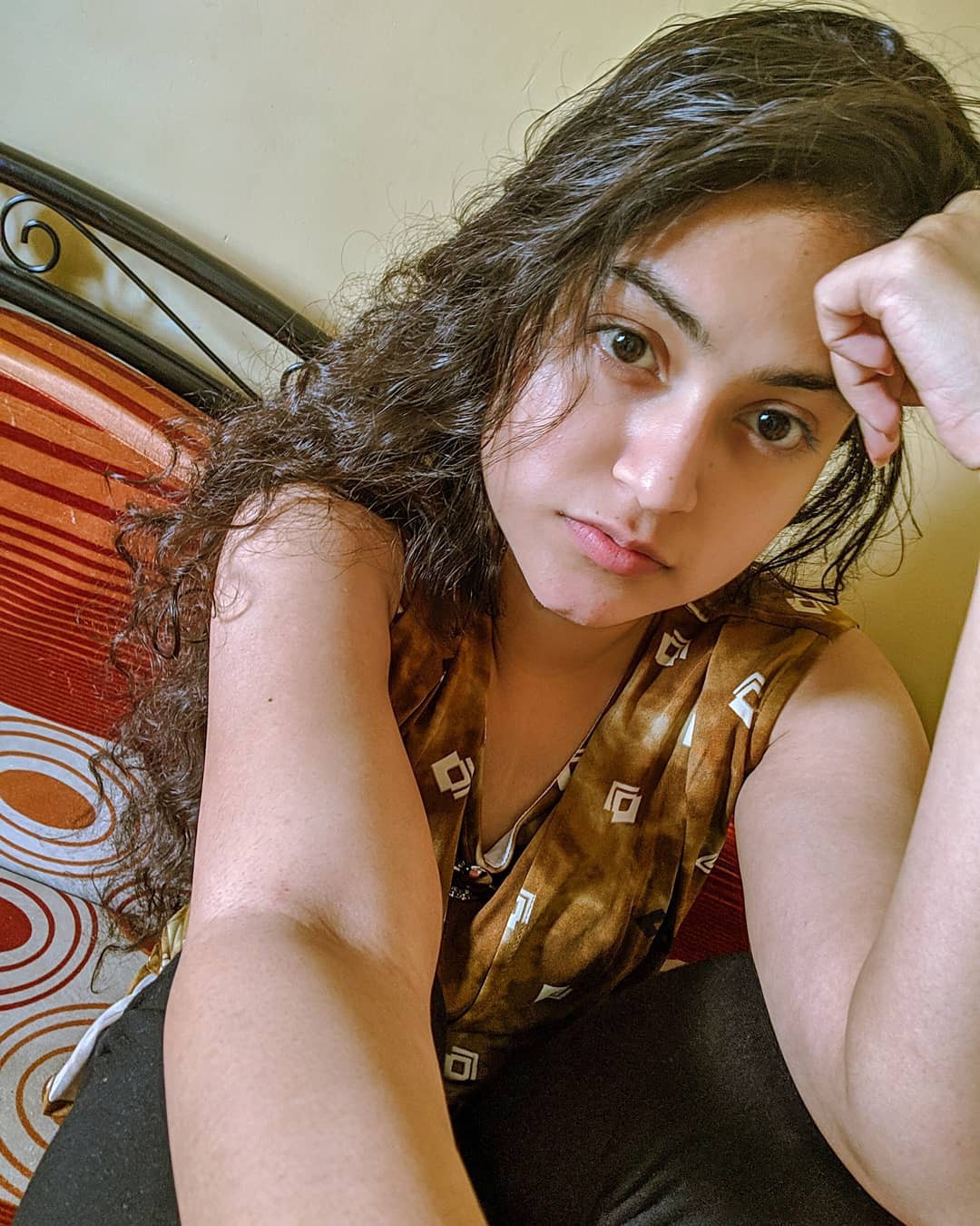 Farhina Parvez Jarimari Instagram, Hair M y Black hair: Pelo castaño,  Cuidado del cabello,  pelo negro,  Farhina Parvez Jarimari  