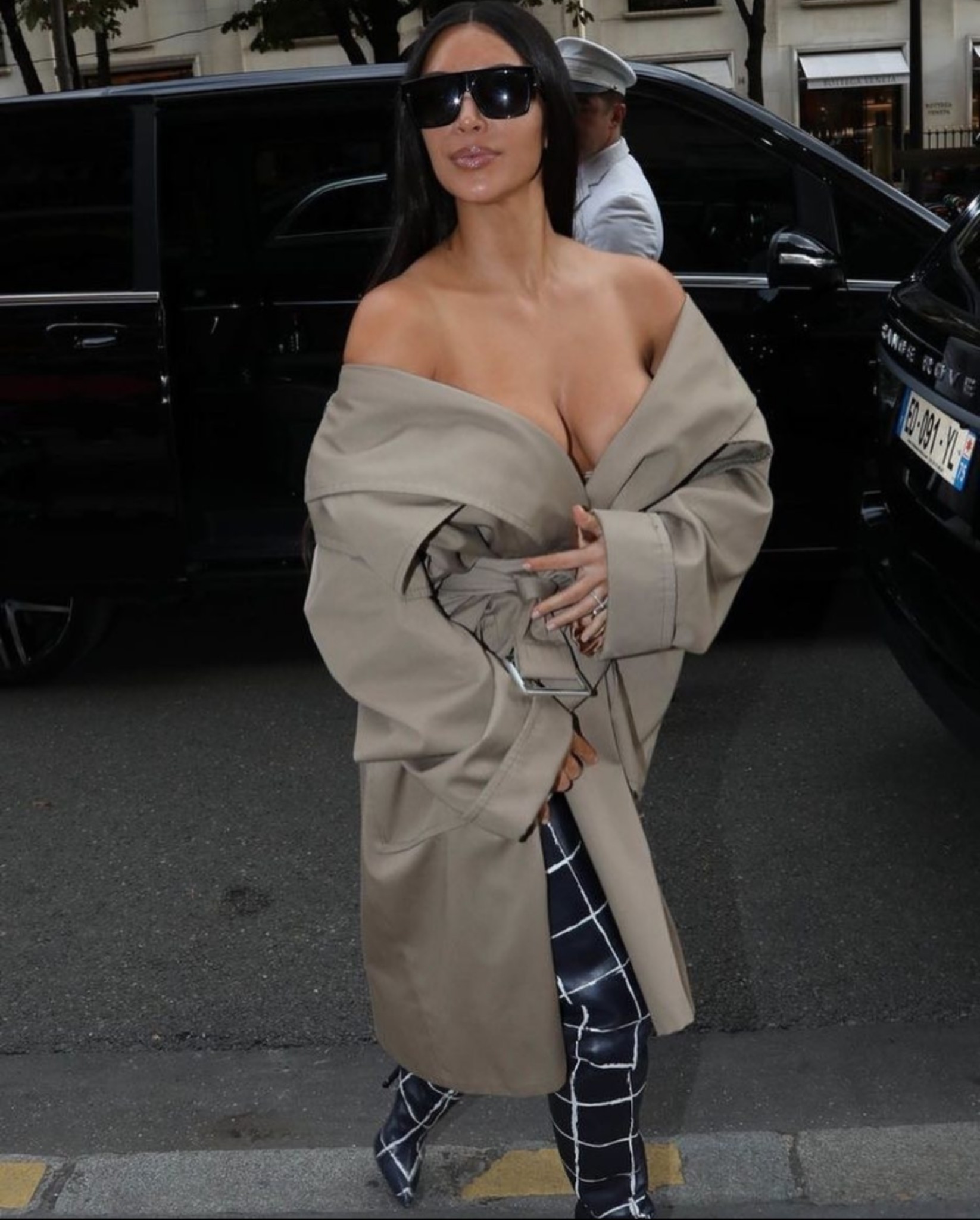 Las mejores tetas de Kim Kardashian Fotos: lindas fotos de celebridades,  Atuendo De Kim Kardashian,  Kim,  kardashian,  Mejor figura del mundo,  Peinado Kim Kardashian,  sesión de fotos de kim kardashian,  vestidos de kim kardashian  