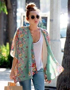 Ideas brillantes para el kimono de moda, Ropa casual: trajes de kimono,  Estilo callejero,  Atuendos Informales  