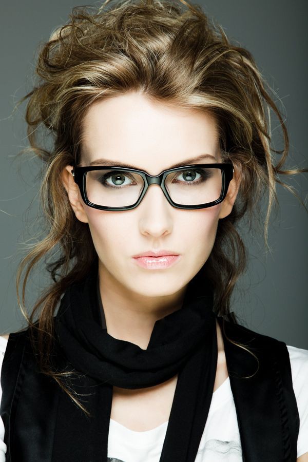Modelo de gafas negro mate, gafas graduadas sin montura: anteojos sin montura,  Clubmaster de Roy-Bon,  Gafas nerd  