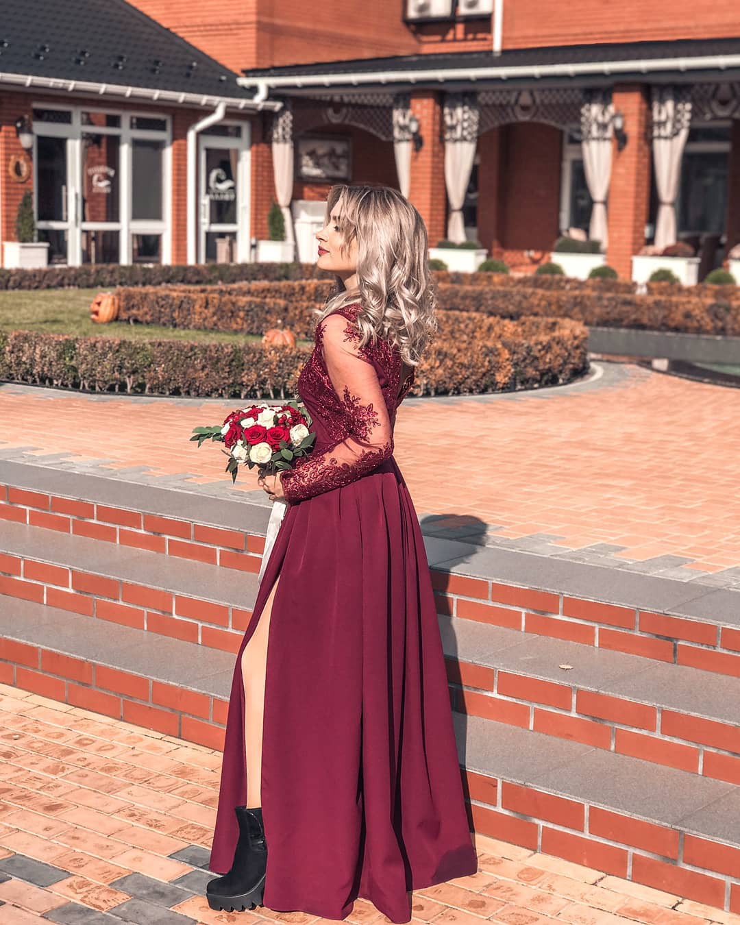 Vestido Aleksandra Glance, vestidos formales para mujer: lindos peinados,  Ropa formal,  vestido rojo  