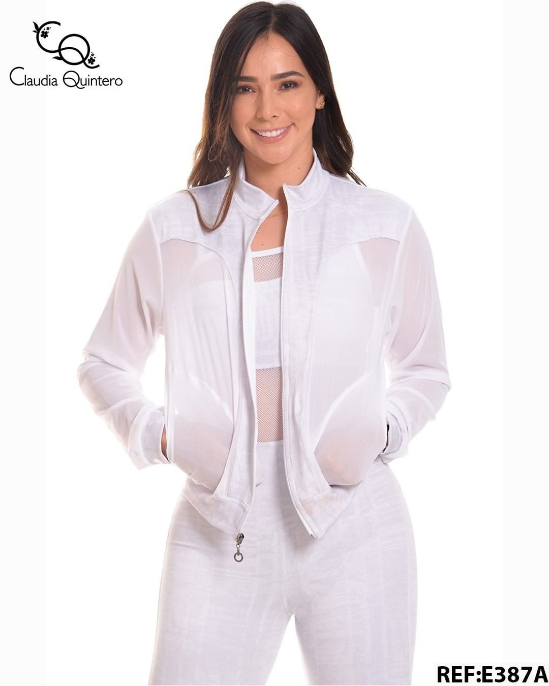 vestido lookbook blanco con ropa formal, uniforme, blazer: Ropa formal,  Outfit Azul Eléctrico Y Turquesa  