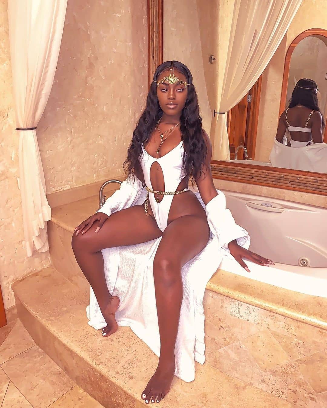 Sexy Afro Instagram Chicas Fotos: chicas negras calientes,  modelos calientes de insta,  Fotos De Chicas Negras En Bikini,  Chicas Negras Sexy Fotos,  Instapics de chicas negras,  Actriz negra caliente,  chicas negras calientes  