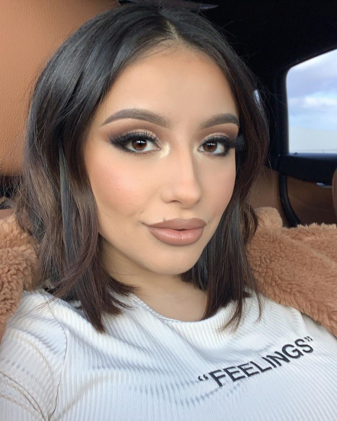 Erika Rodriguez Pretty Face, Lip Makeup, Sencillo Peinado: Atuendo De Vaqueros  