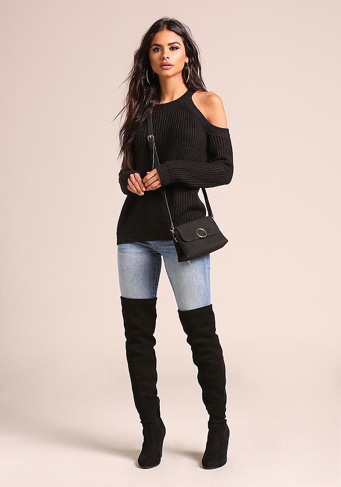 Ideas lindas de atuendo negro con leggings, jeans: modelo,  Traje negro,  Atuendos Con Botas,  Bota hasta la rodilla  