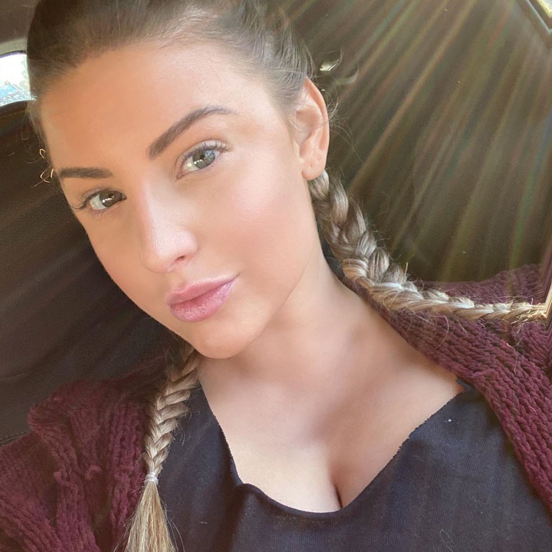 Ashley Alexiss blond hair, Face Makeup Ideas y Beautiful Lips: Pelo rubio,  chicas de instagram,  Chicas Lindas De Instagram  